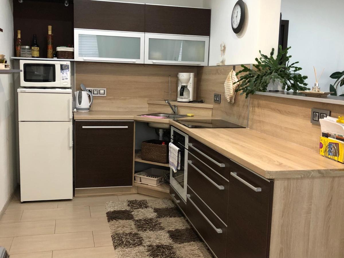 Mija Apartman S Vinnym Sklipkem, Zahradou A Grilem Kájov Eksteriør billede
